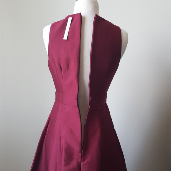 DO+BE Red Criss Cross Front Dress - Picture 6 of 8